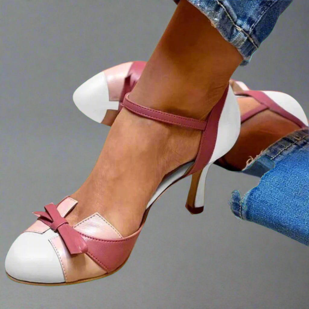 Bellarosa | Bunte Sandalen mit Knoten und Riemen, mit runder Spitze