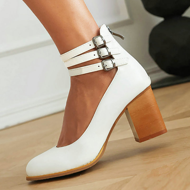 Casilda | Glatte Sandalen mit Knöchelriemen und dicker Sohle