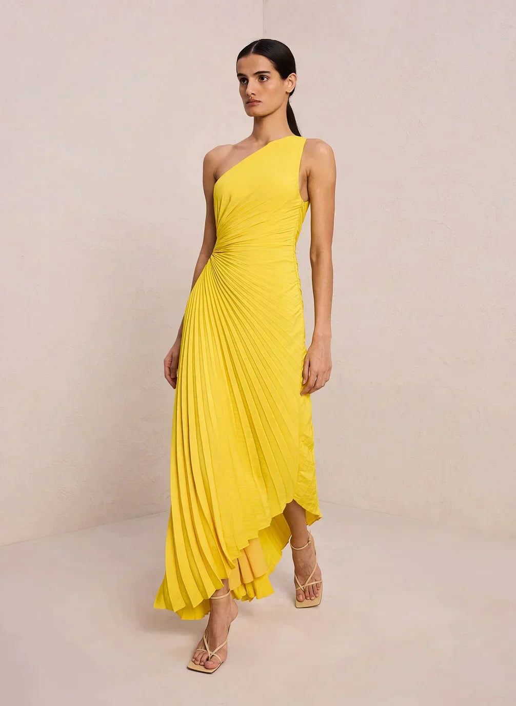 Sylviana - Ein Schulter Falten Midi Kleid