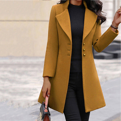 Taillierte Damenjacke aus hochwertiger italienischer Wolle mit Seitentaschen | Ideal für Herbst und Winter