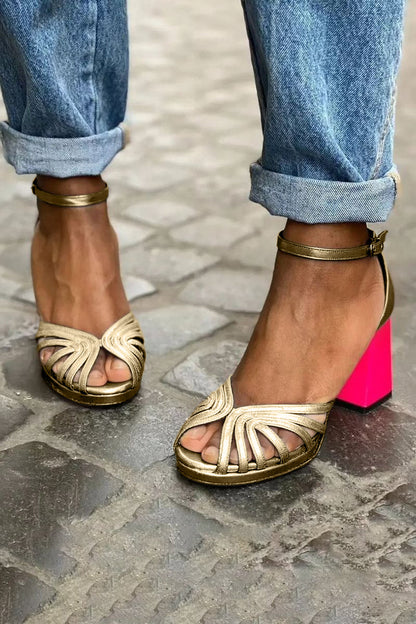 Milviana | Klassische Sandalen mit Knöchelriemen und offenen Zehen