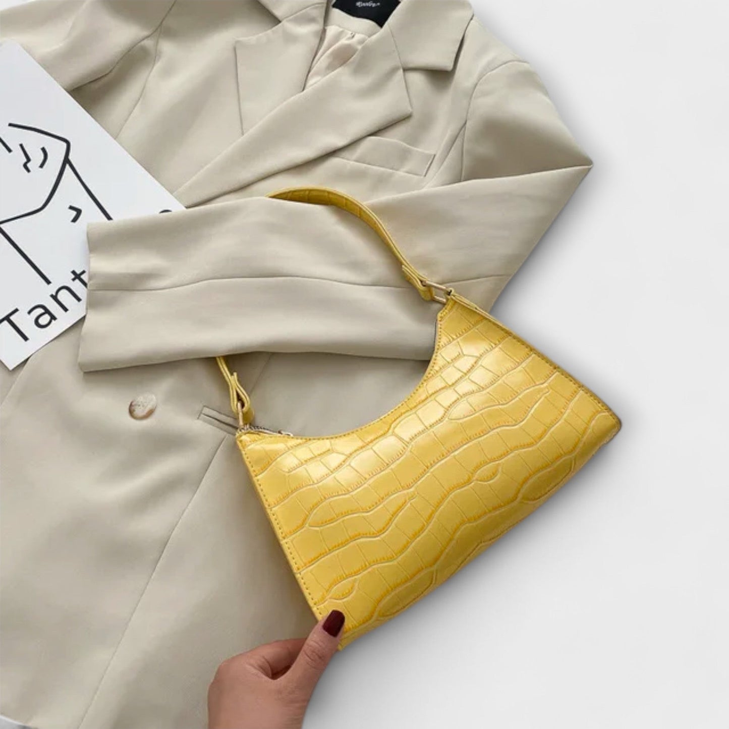 Nora. Glänzende Lederhandtasche