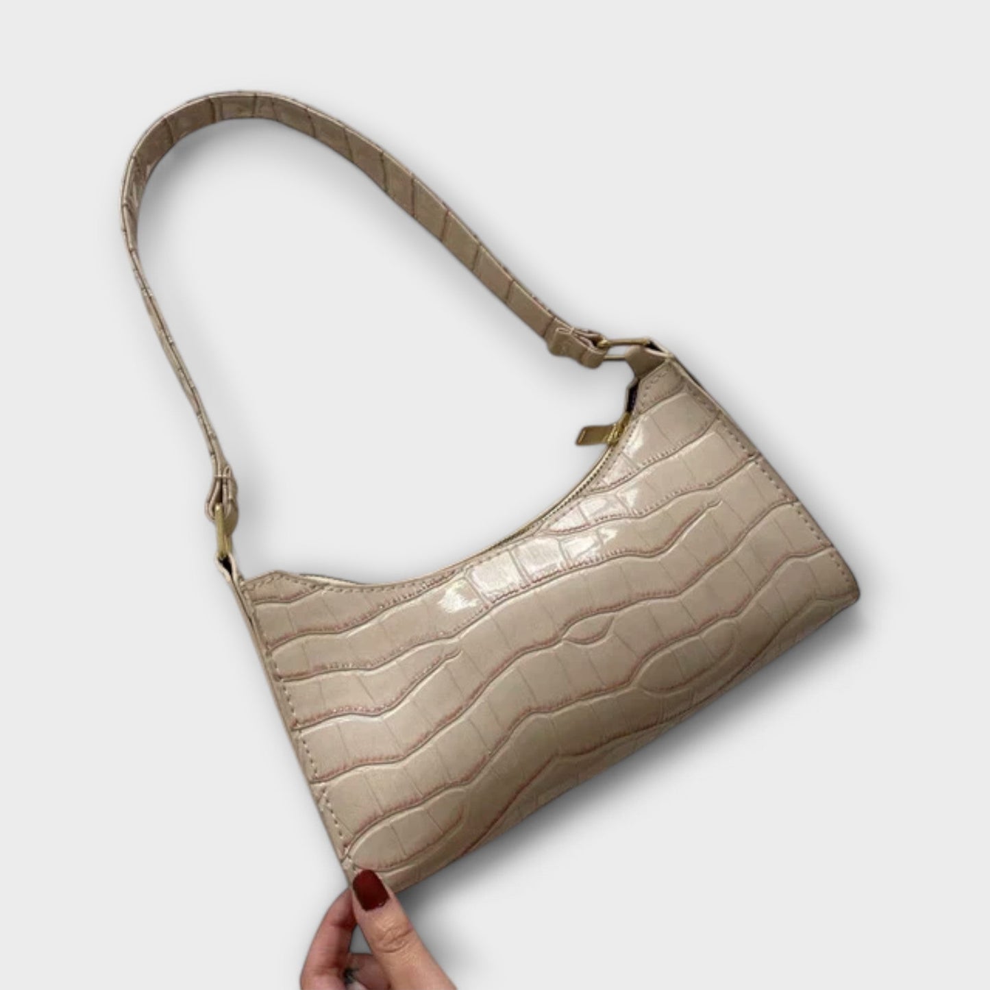 Nora. Glänzende Lederhandtasche