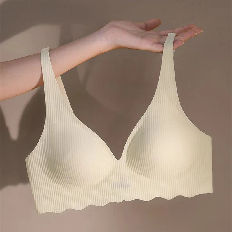 THARAH AURA – Nahtloser BH mit leichter Struktur