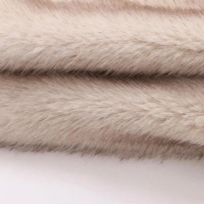 Kurzer Kunstpelz-Mantel mit Gekerbtem Kragen und Seitentaschen | Ideal für Herbst und Frühling