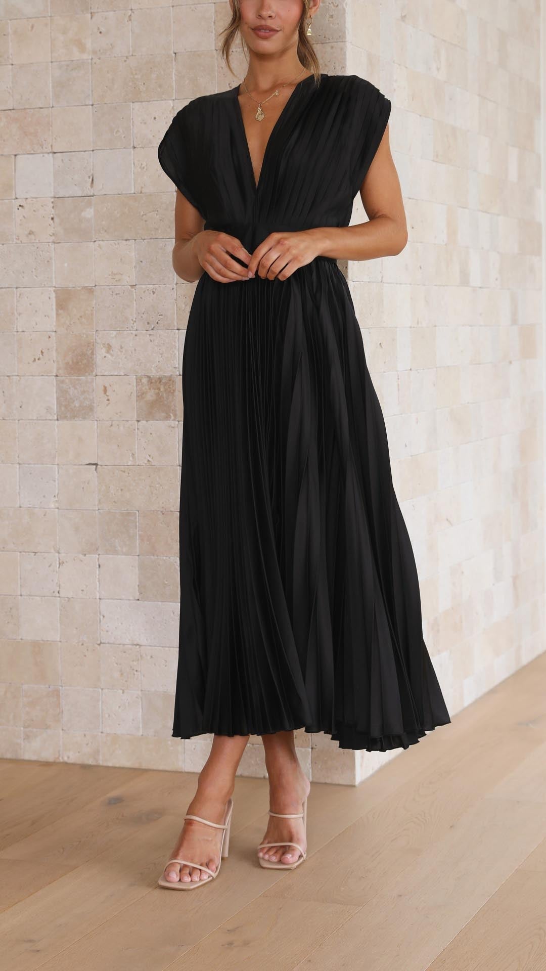 Alexis - Elegantes Plissee-Kleid
