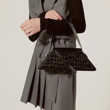 Lucia Tasche
