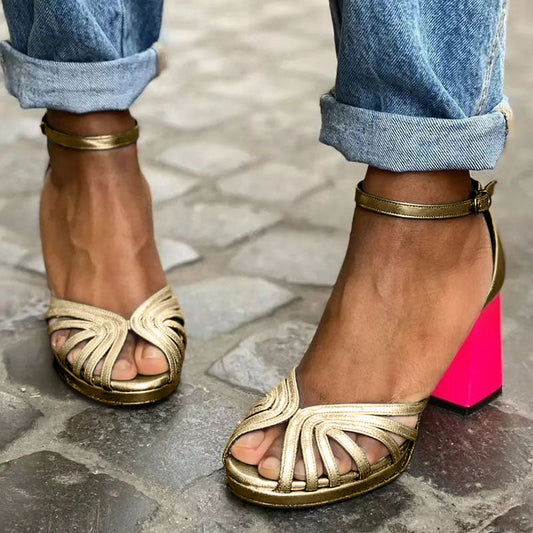 Milviana | Klassische Sandalen mit Knöchelriemen und offenen Zehen