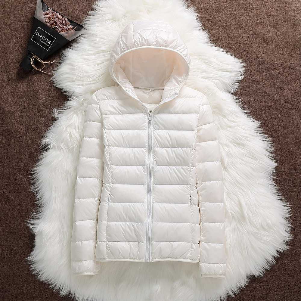 Nord - Neue Jacke mit weißen Entenfedern