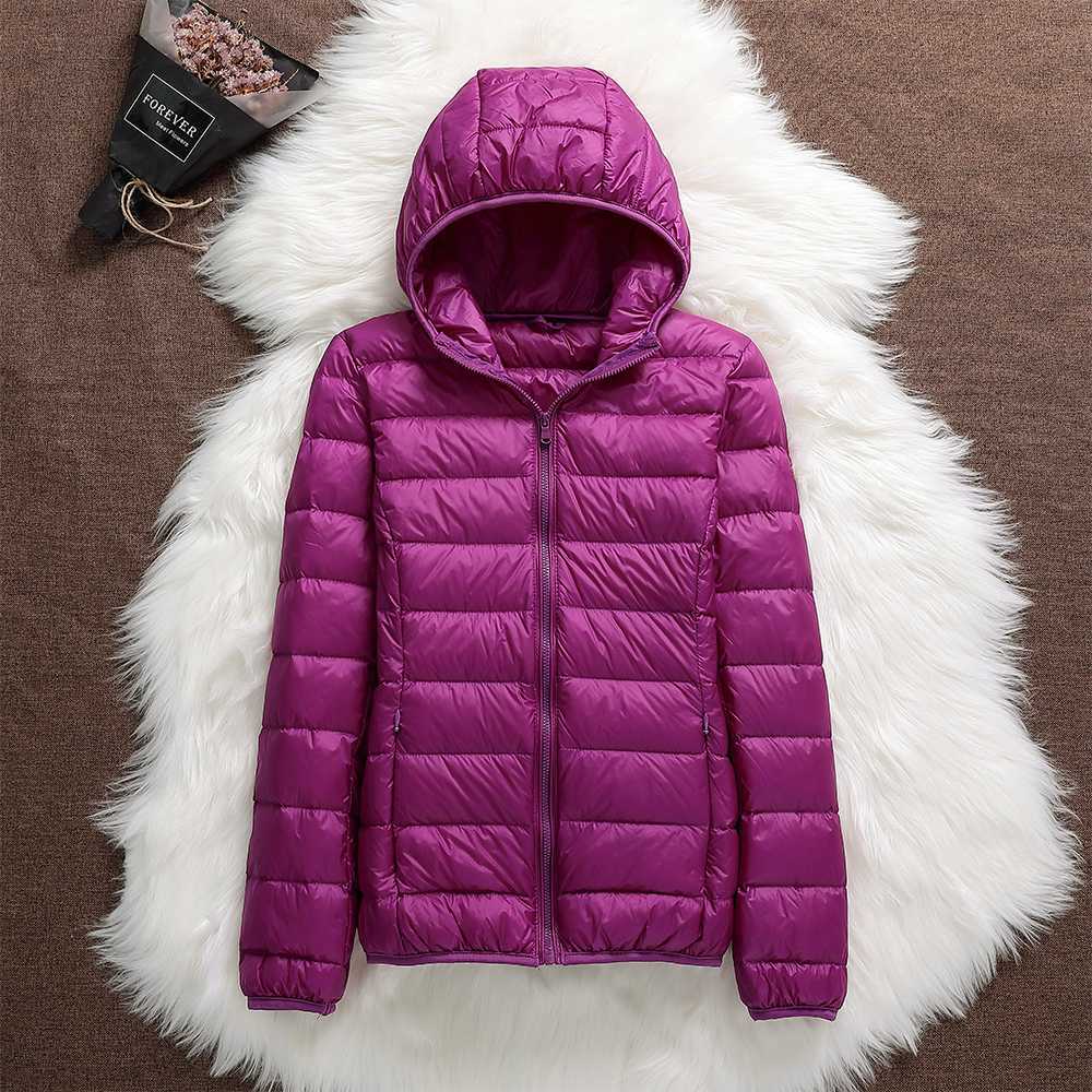 Nord - Neue Jacke mit weißen Entenfedern